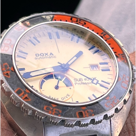 Doxa 4000 T Professional - Picture 2 of 3